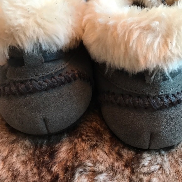 Minnetonka Leather Slipper Faux Fur NWOT - Picture 3 of 4
